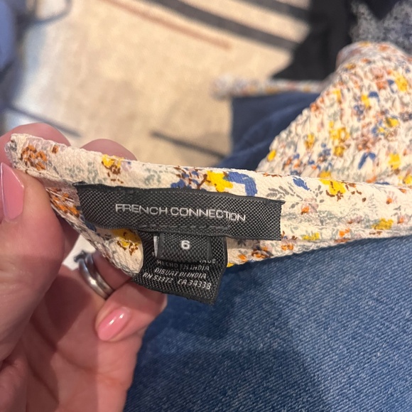 Floral Summer Dress, fully lined, elastic fitted torso. - Picture 6 of 10